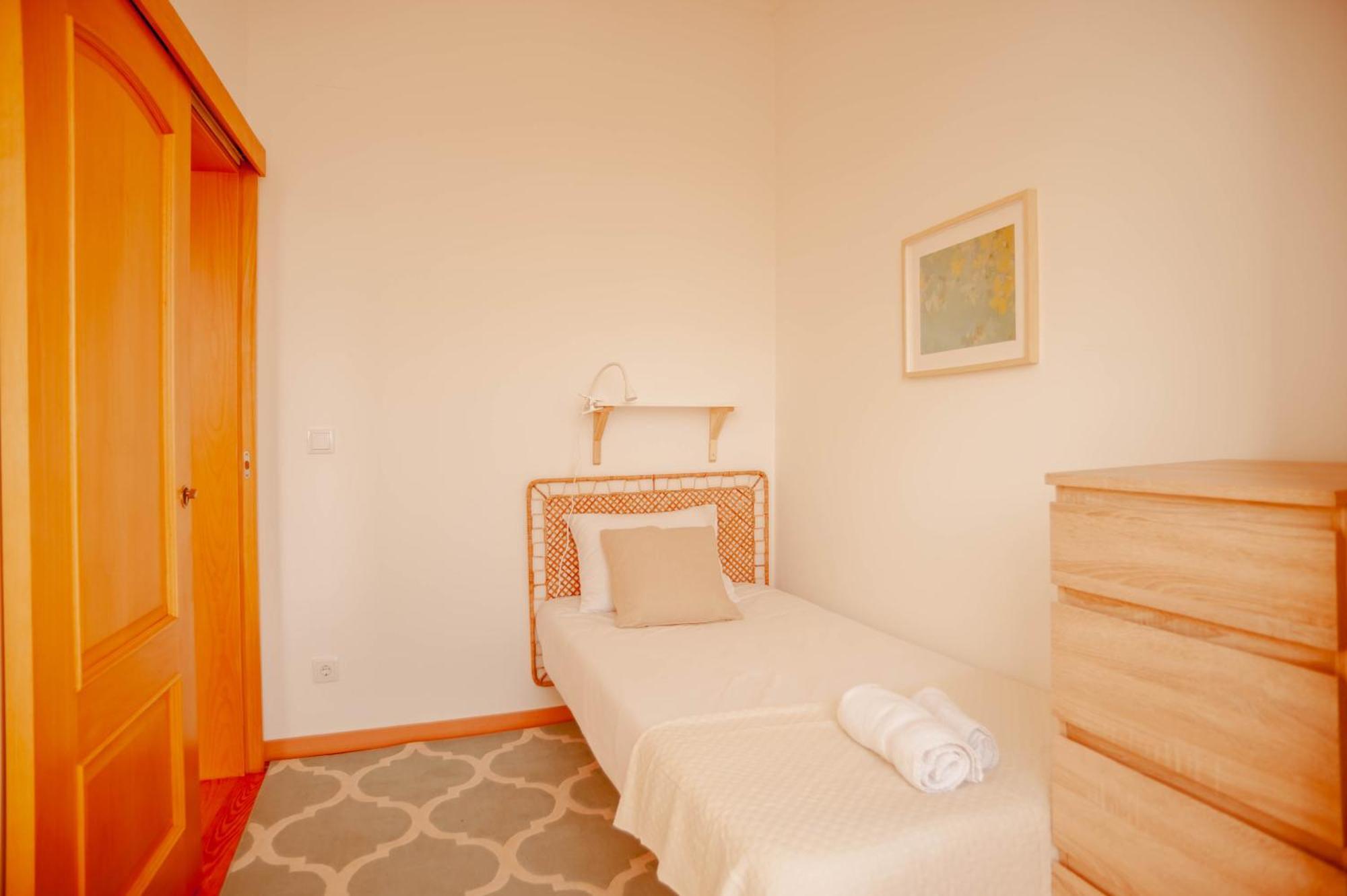 My Fair - 2 Bedroom With River View Apartment